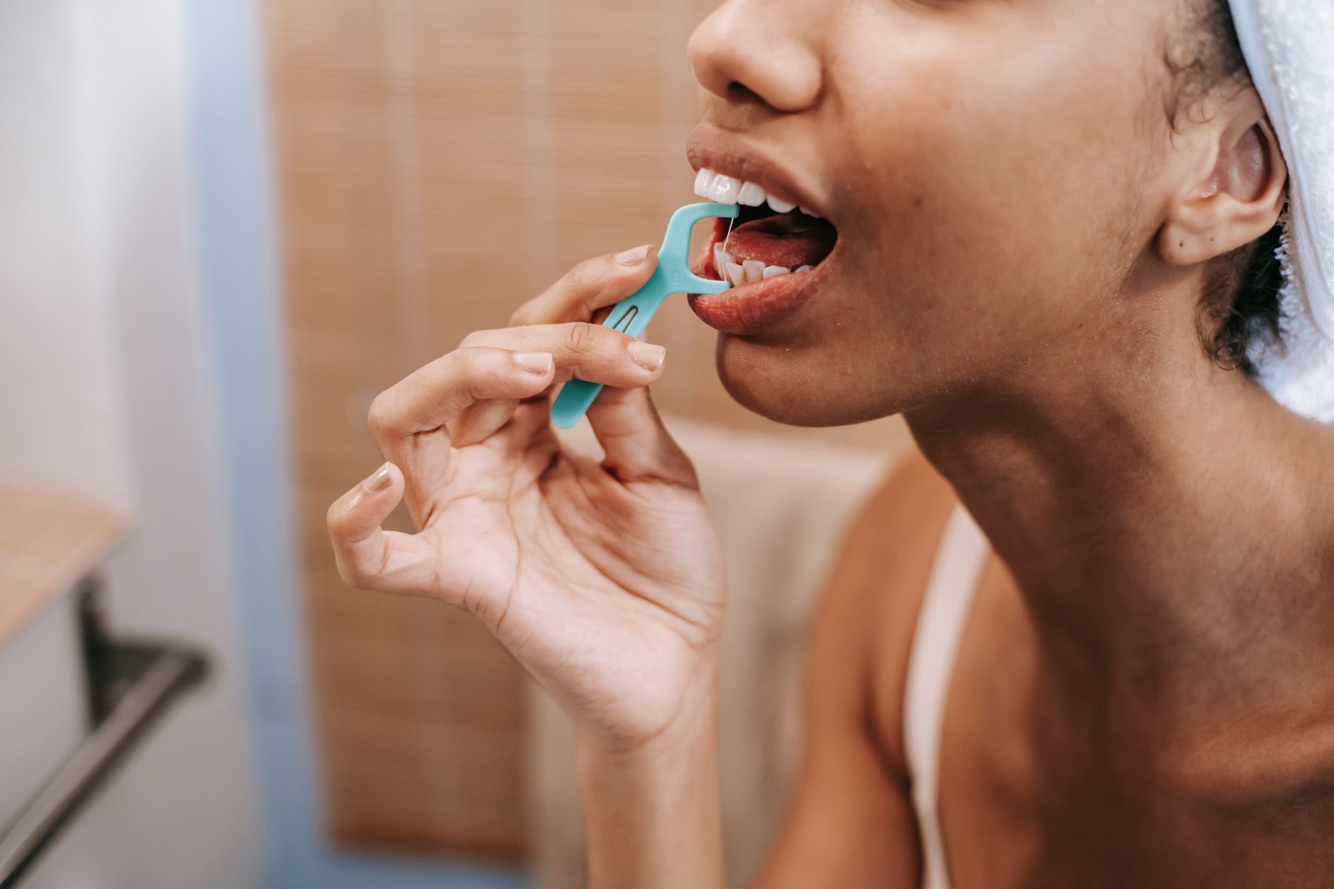 Capa: Cuidados preventivos com os dentes: guia completo